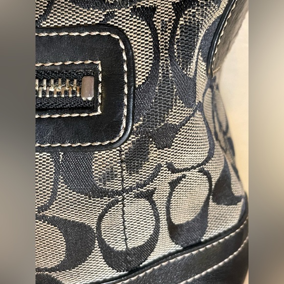 Coach East-West Legacy Jacquard Shoulder bag No G04U-9363 - Picture 5 of 14